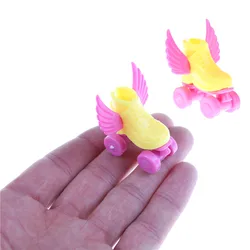 2PCS/Set Roller Skate Fancy Doll Shoes+headset+helmet Toy Roller Play Accessories Dolls Decorative Toy For Babi Kids Girls