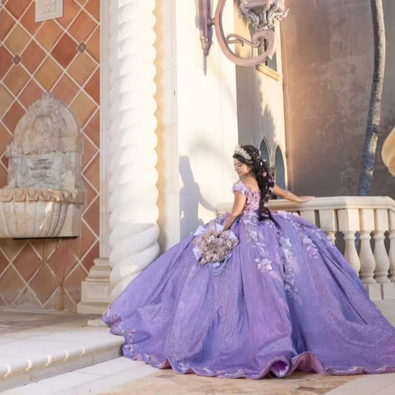 반짝이는 보라색 퀸시에라 드레스 크리스탈 글리터 데칼 3D 꽃 레이스 롱테일 베스티도스 데 15 퀸시에라 ﻿ 맞춤 제작