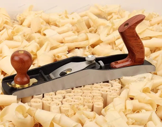 

Европейский деревообрабатывающий станок №. 5-лезвийный фрезерный станок для деревообработки с низким углом наклона, тонкий фрезерный станок для деревообработки