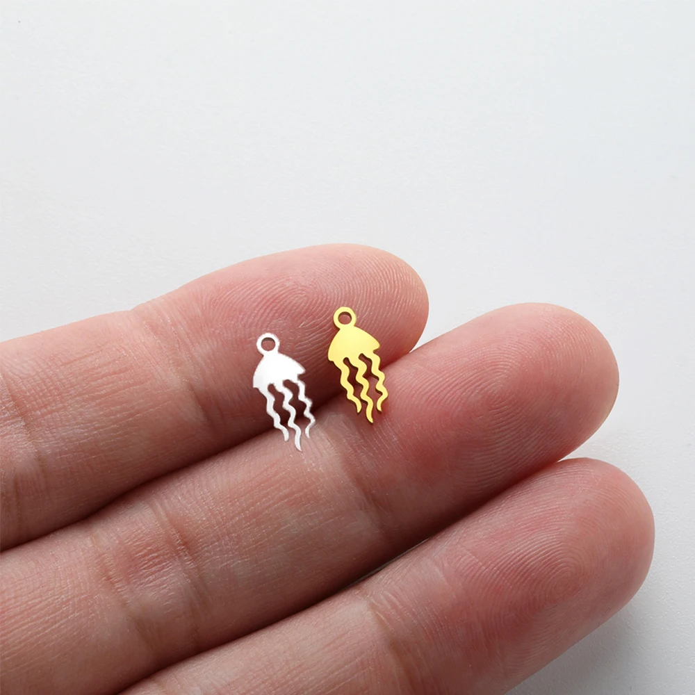 EUEAVAN 5pcs Ocean Starfish Dolphin Whale Charms Stainless Steel Shell Jellyfish Charm DIY Pendant Necklace Jewelry Making Gifts