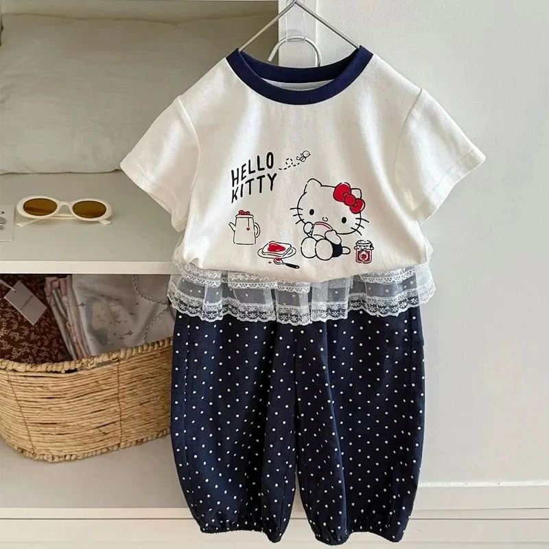 

Sanrio hello kitty для маленьких девочек, летняя мода, брюки с короткими рукавами, костюм, летняя футболка, топ, штаны в горошек, детская одежда из 2 предметов
