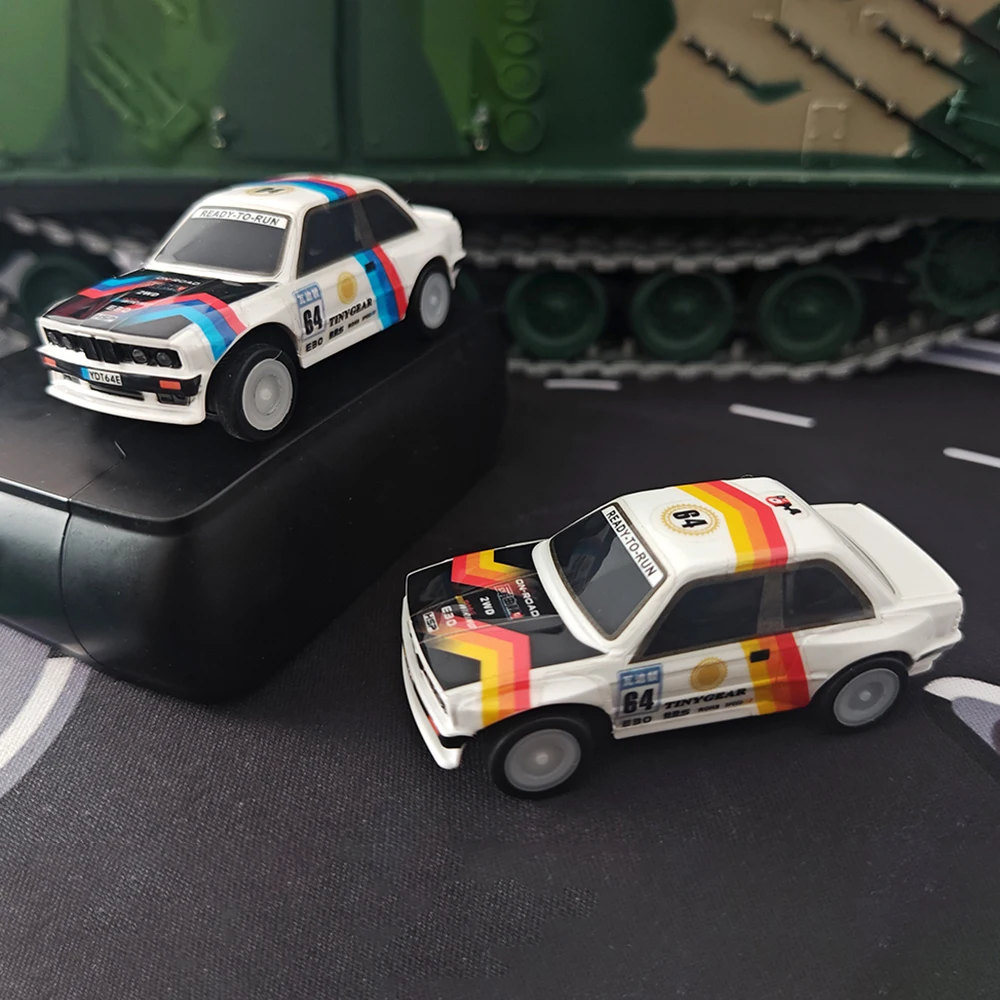 TinyGear 1/64 MINI RC sur route 1/64 Simulation électrique télécommande modèle voitures RTR bureau adulte enfants jouets
