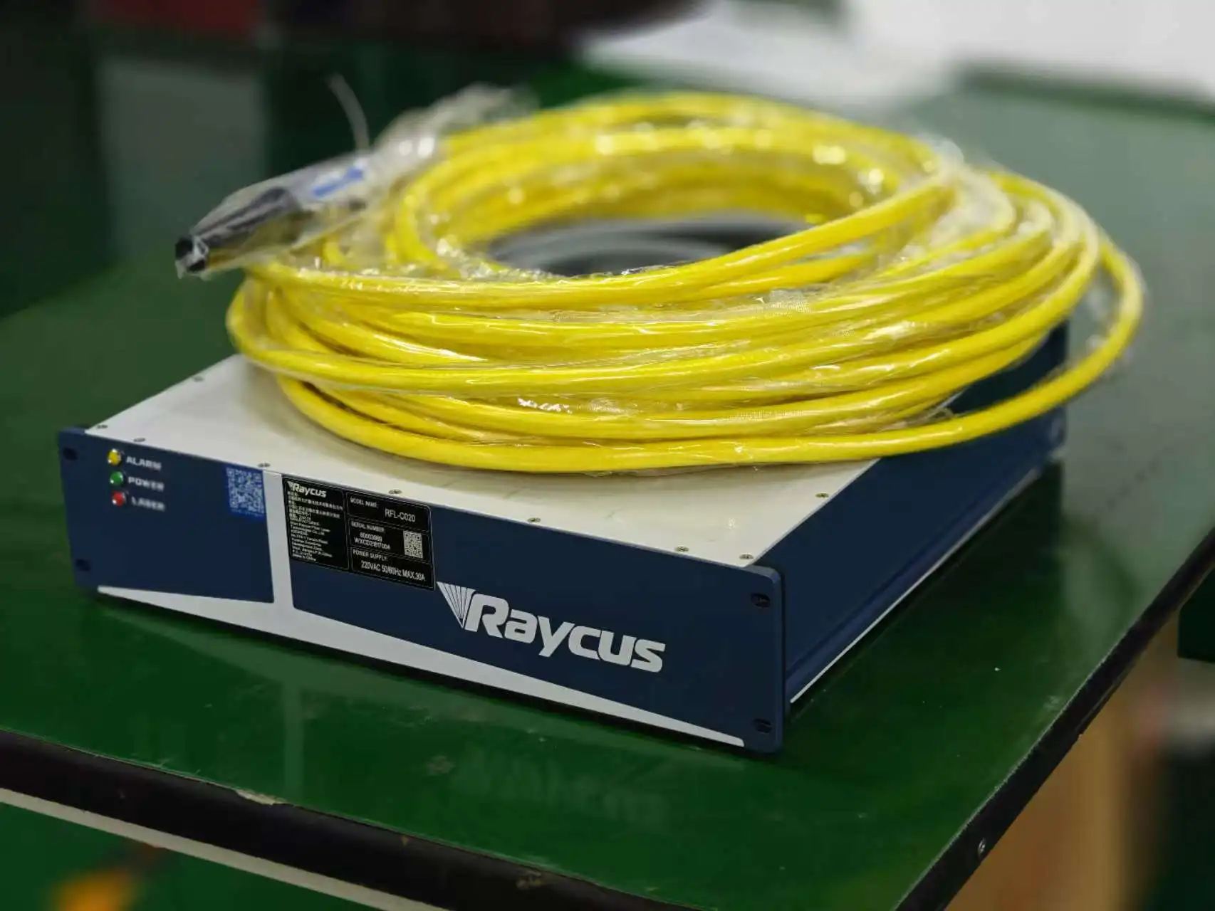 High Quality 1500W 2000W Raycus CW Original Laser Source For Fiber Laser Cutting Machine