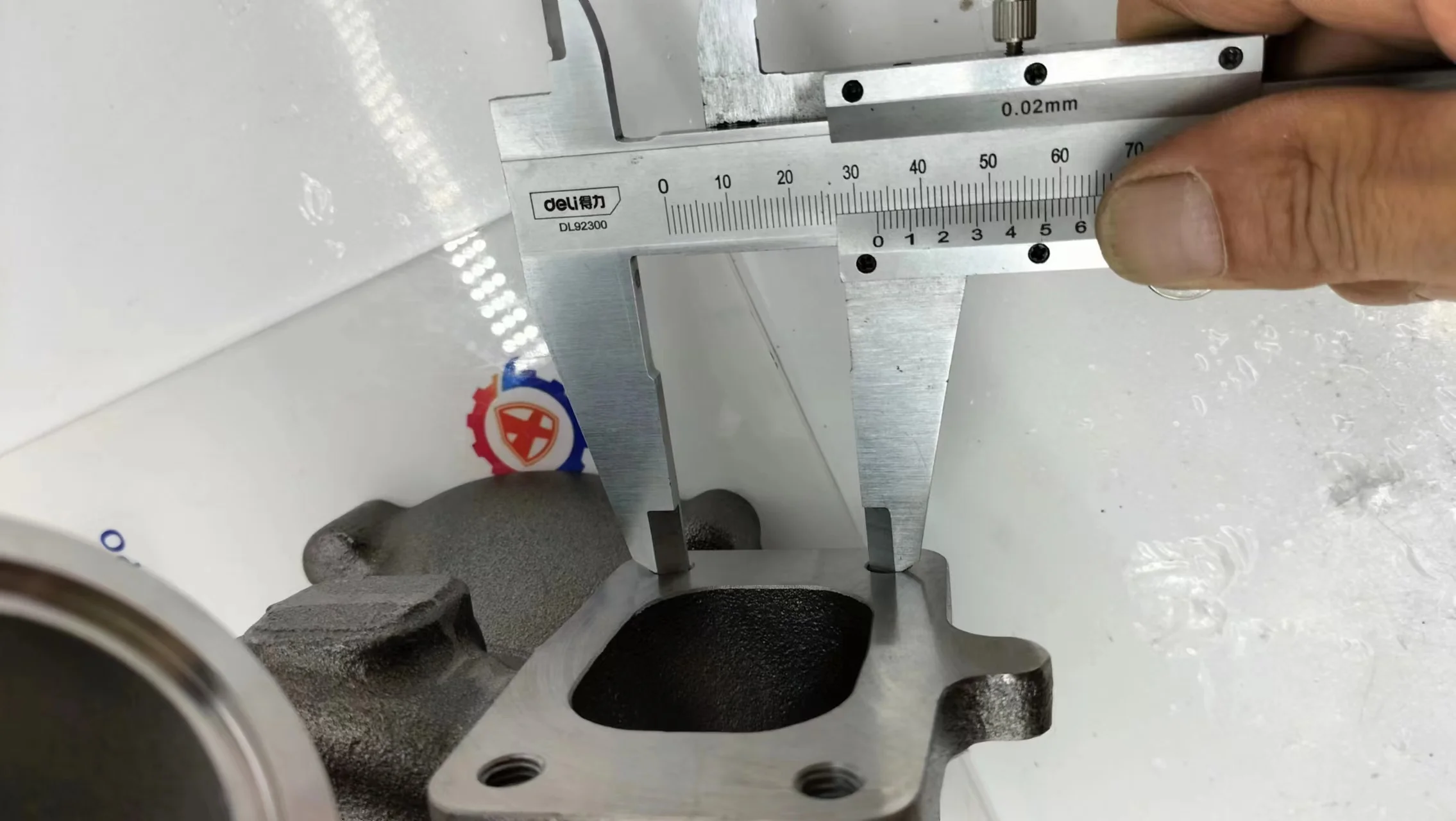 سيارة Cc 5350970 5604198 3798216 الشاحن التربيني HE200VG #3