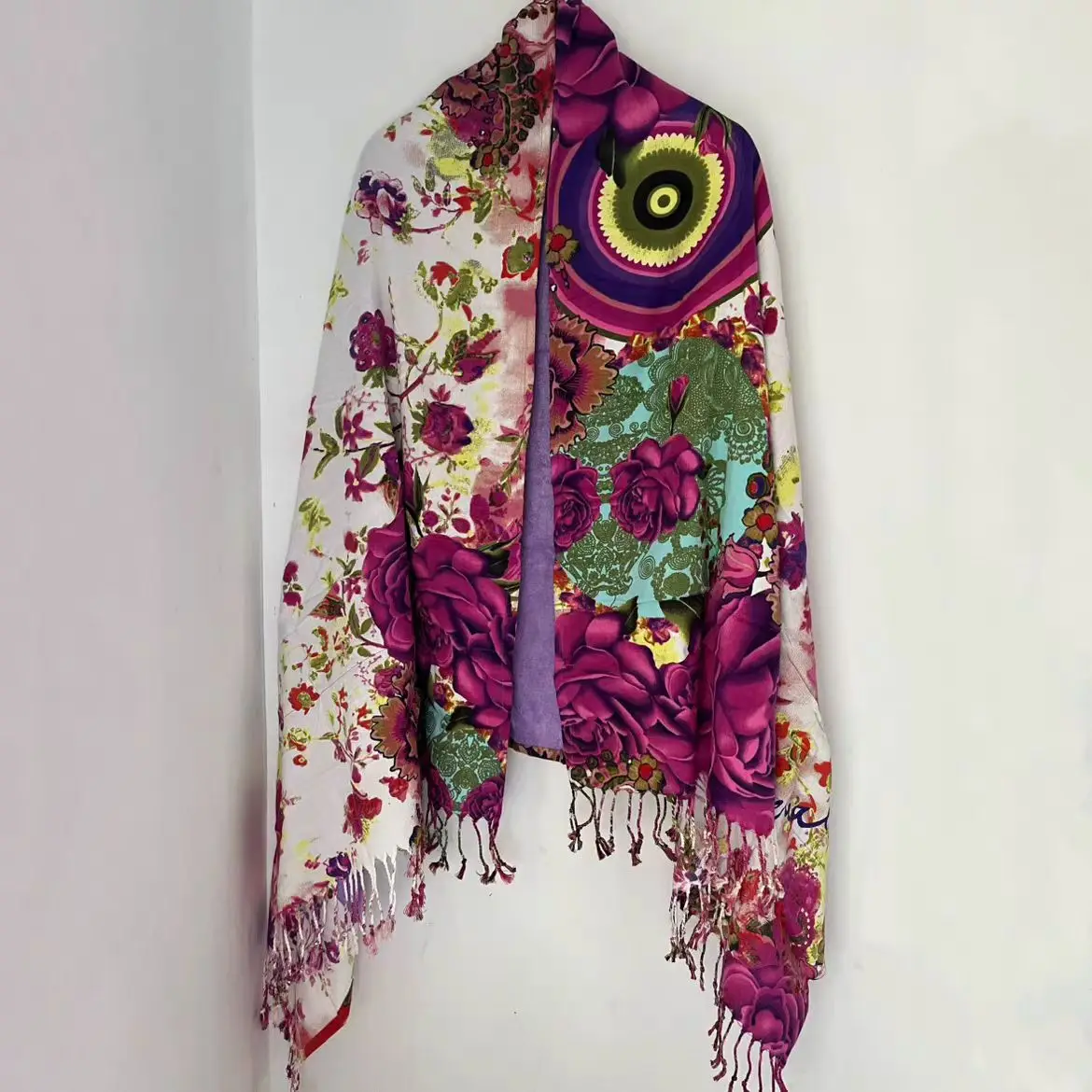2-Color Beach Towel Features Printed Flowers, Cotton And Linen Handmade Fringed Scarf Shawl Women