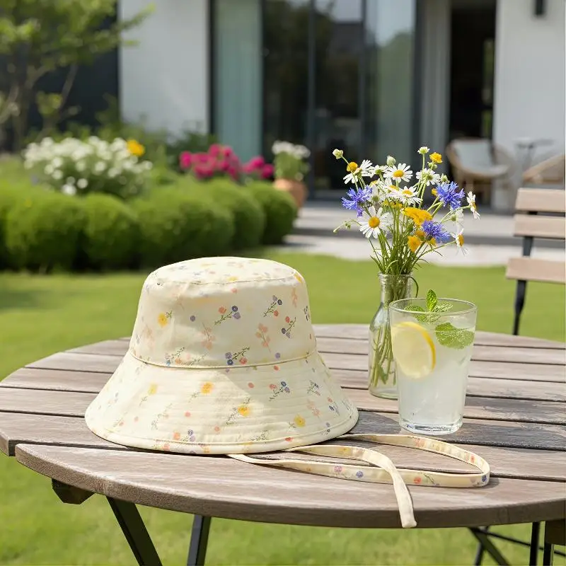 Chapeau Bob Floral d'Été pour Femme, Chapeau de Soleil Réversible Style Champêtre Doux, Tendance, Idéal pour les Voyages