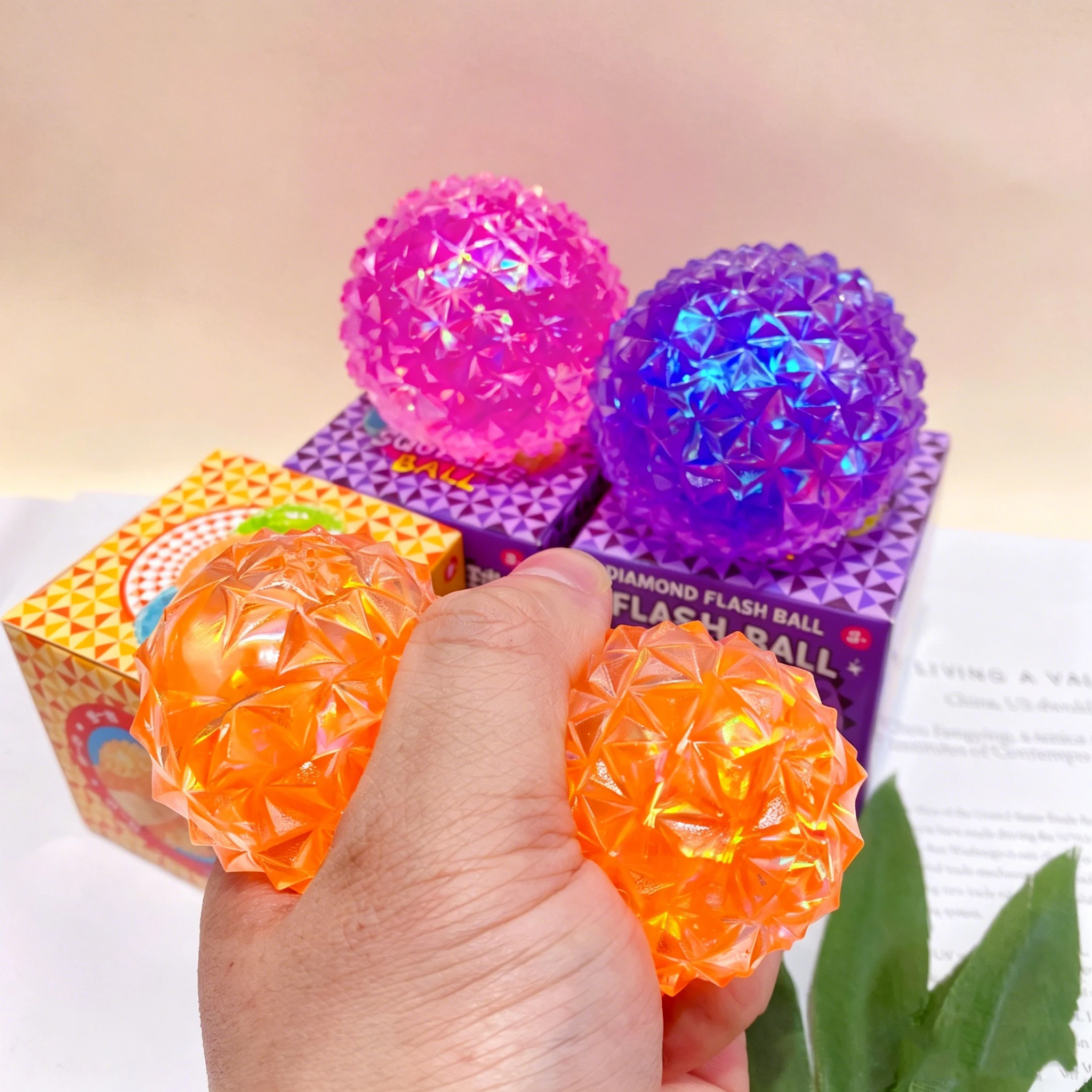 Diamantförmiges Quetschspielzeug Buntes Sensorisches Fidget-Spielzeug zur Stresslinderung Desktop-Entspannungsgeschenk