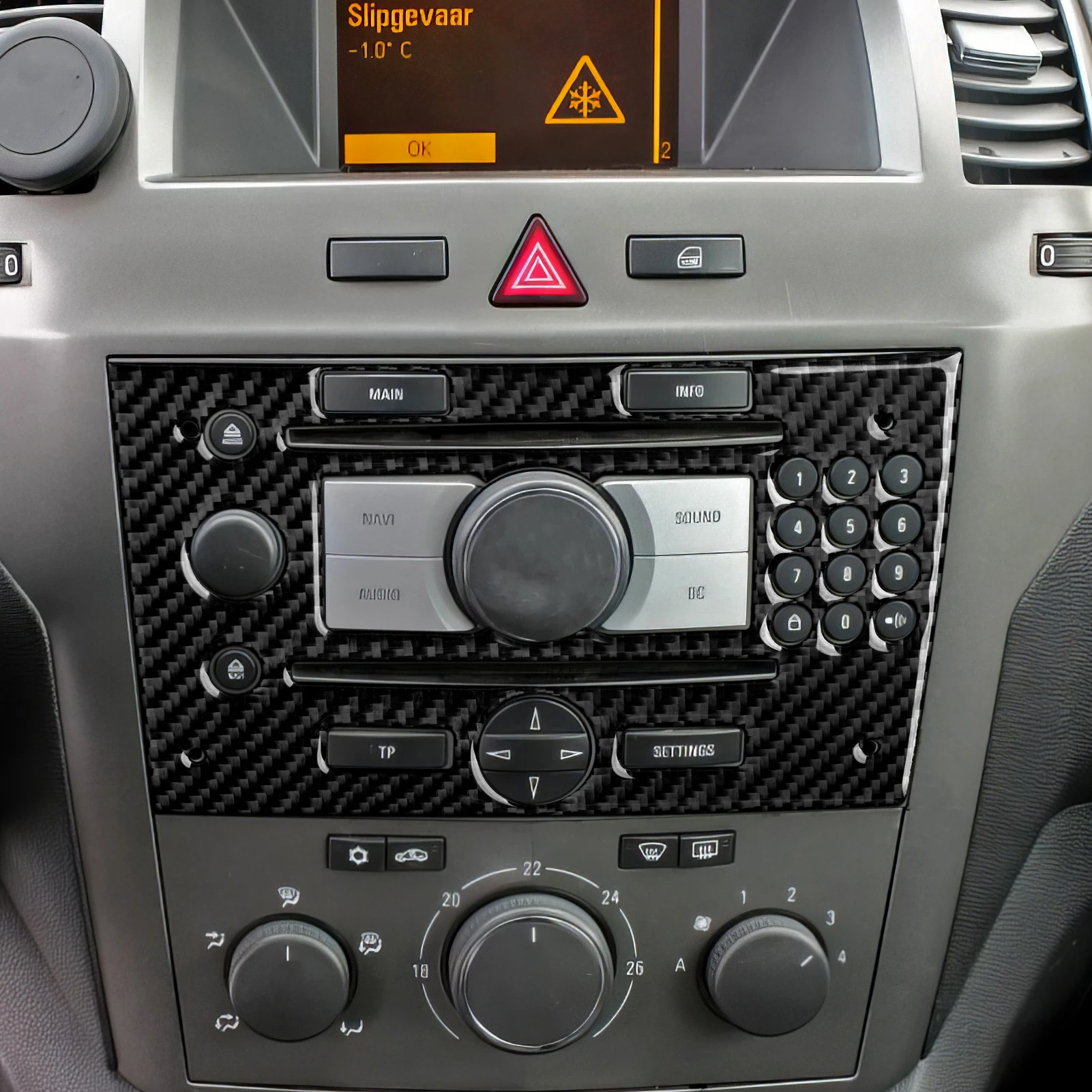 Painel Central de CD MP3 para Opel Zafira, Tigra, TwinTop, Vita, Astra, Combo, Meriva, Signum, Corsa, Vectra. Adesivo de Fibra de Carbono.