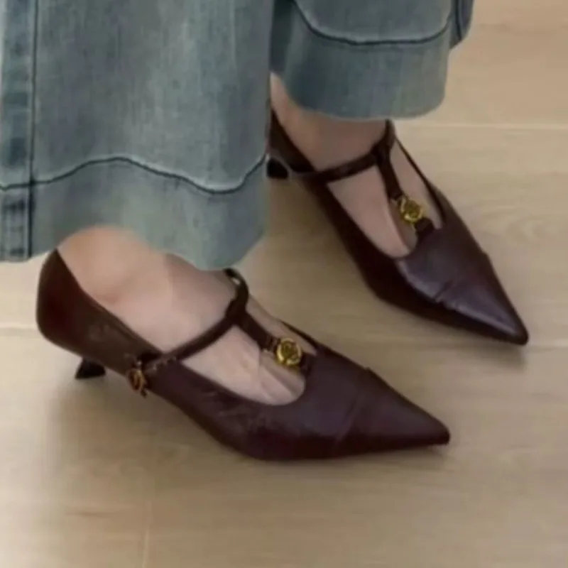 الفاخرة مشبك معدني مصمم المرأة الربيع الجلود التسوق حفلة خنجر الكعوب 2025 الرجعية في الهواء الطلق عادية المرأة عالية الكعب #2