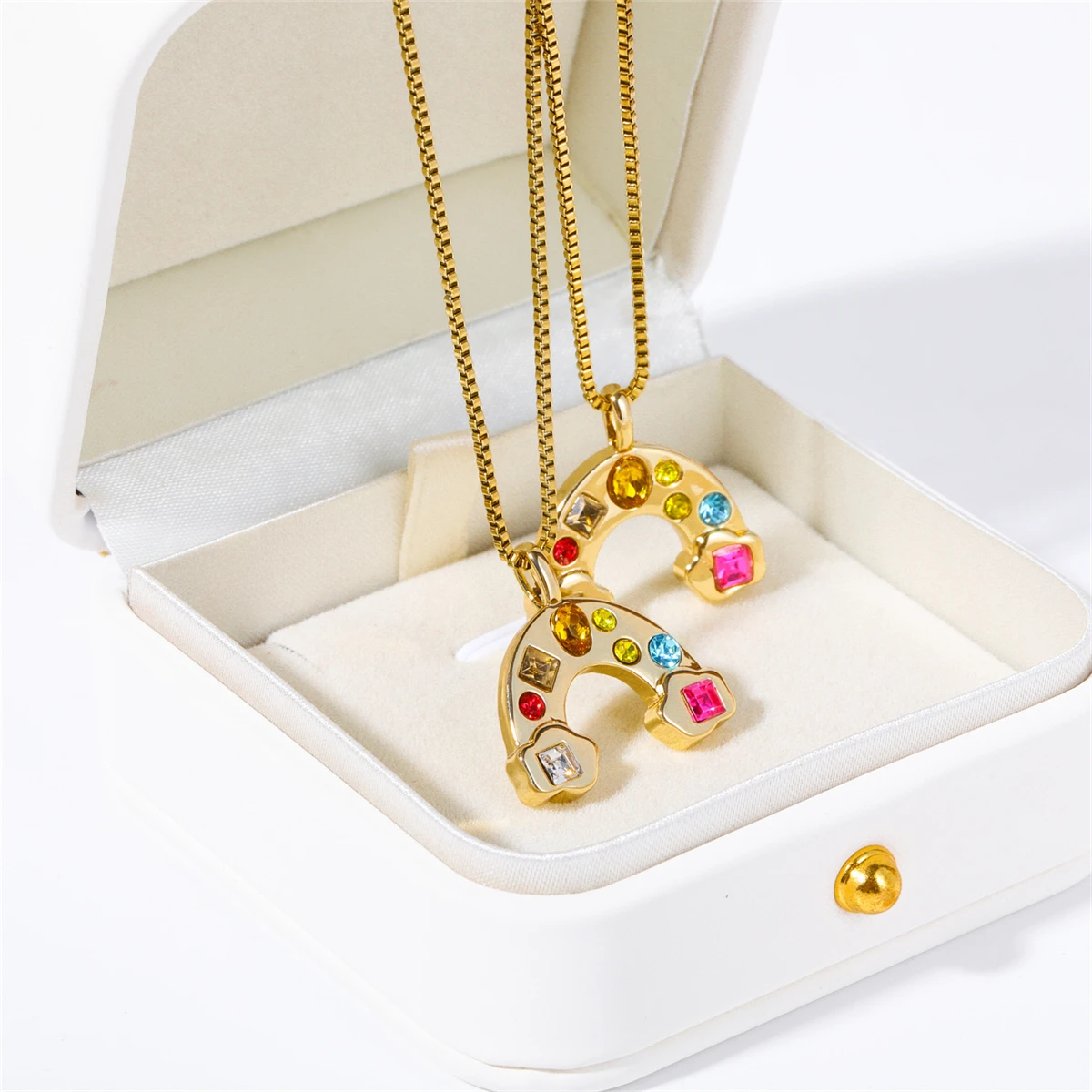 Instagram style U-shaped kaleidoscope lucky symbol inlaid with zirconium necklace, female colored zirconia stone