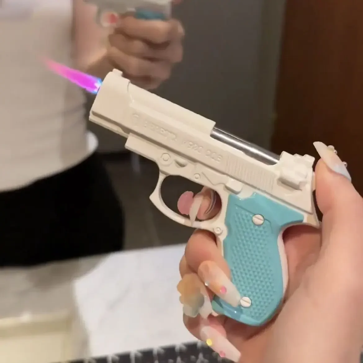 New Windproof Portable Inflatable Lighter Spray Wind Color Flame Gun Torch