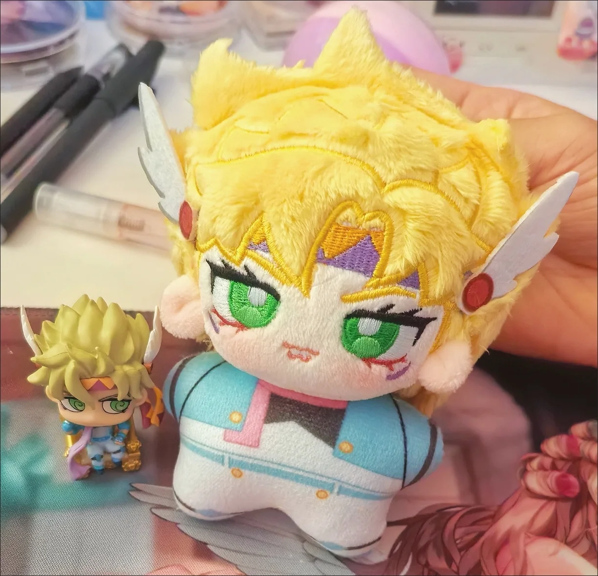 

10cm Anime Caesar Anthonio Zeppeli Plushie Figures Cosplay Cotton Stuffed Plush Doll Toys Pendants Keychain Birthday Xmas Gifts