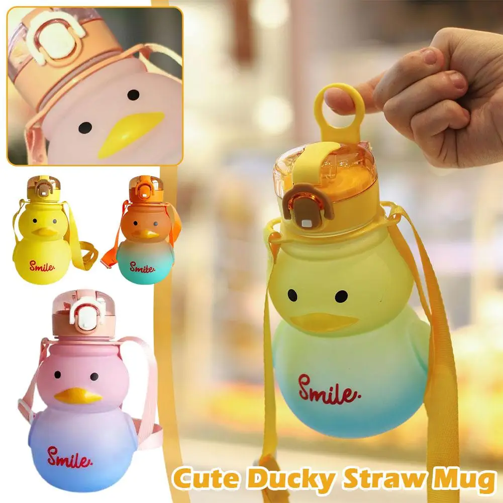 650ml Cute Duck Water Bottle with Straw for Girls Big Belly Plastic Cup Drinking Bottl Kids kawaii Water Bottle BPA free P3P2