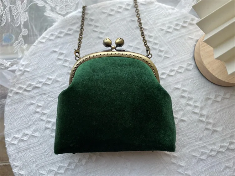 Lost in Vinatge Petrol Green Velvet Clasp Clutch Beset with Pearl Chains Bag Snap Closure Frame Gold Metal Strap Evening Party