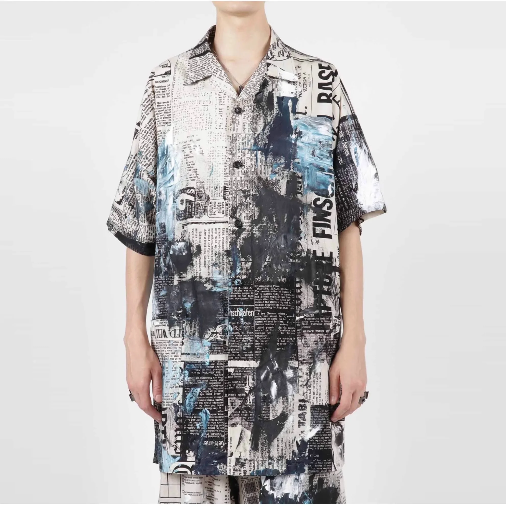 YOJI OOAK قميص صحيفة قطني مطبوع بأكمام قصيرة ورقبة مفتوحة صورة ظلية فضفاضة للرجال بأكمام خمسة أرباع #1