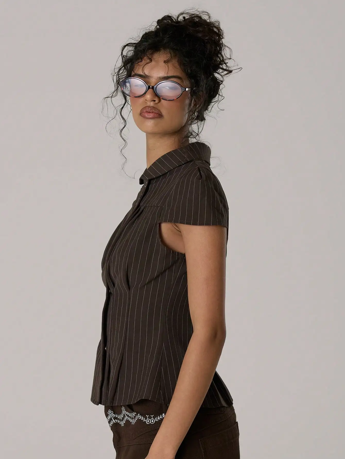 

Рубашка-топ в полоску с пышными рукавами и зауженной талией