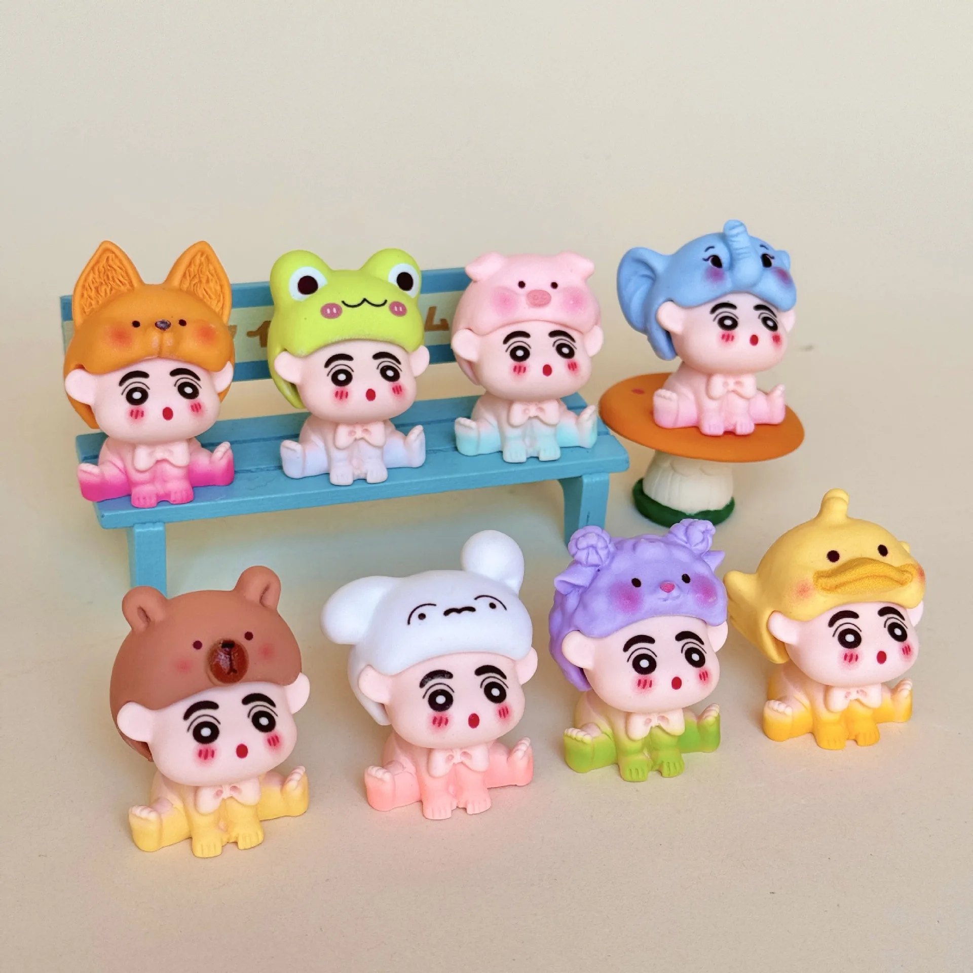 

8pcs Shin-chan Desktop Figurines Cute Cartoon Car Decorations Office Ornaments Gifts for Men and Women DIY Accessories