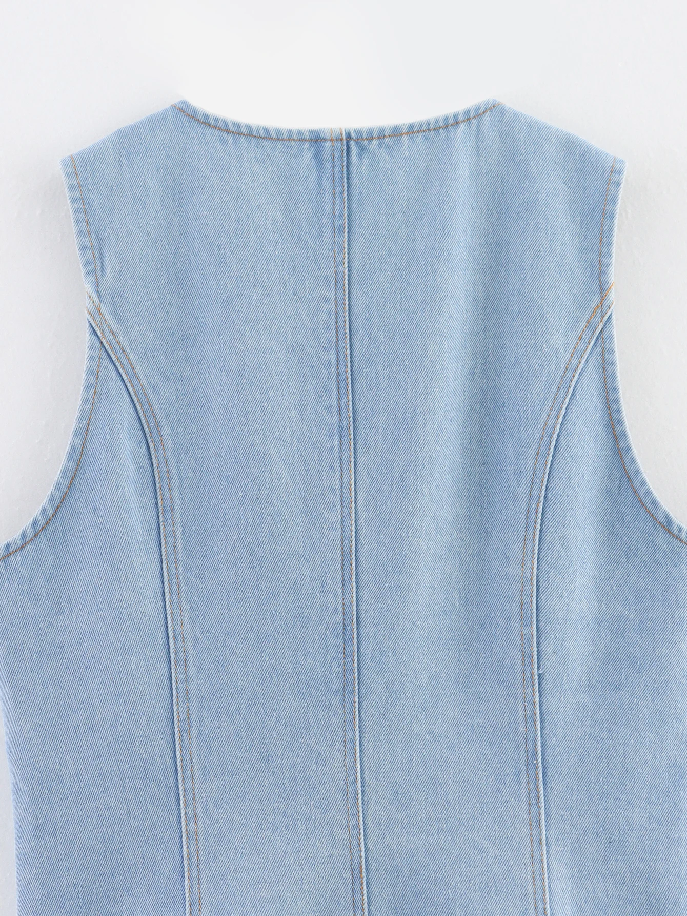 2025 Chaleco vaquero bicolor ajustado retro orientado con nuevo diseño, cuello redondo, diseño de un solo botón, estilo viajero