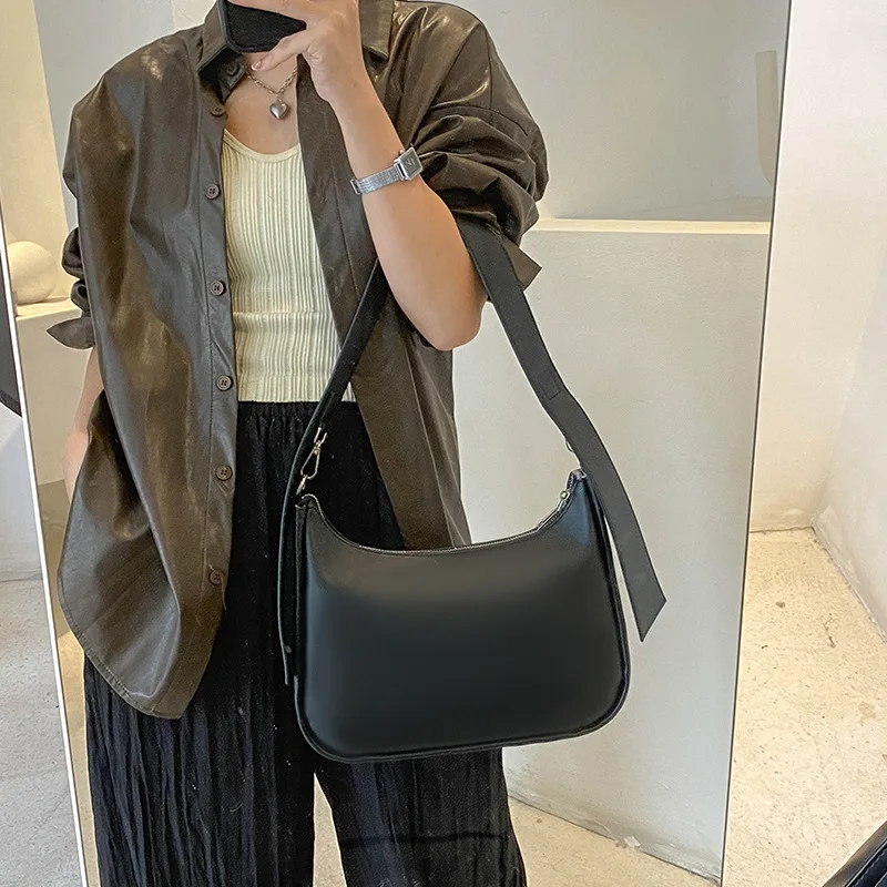 Fashion Women Shoulder Bag PU Leather Under Arm Purse Bags High Capacity Female Shoulder Handbag for Women