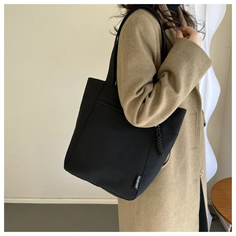 Autumn Winter Solid Color Vintage Canvas Shoulder Bag New Versatile Texture Mommy Tote Shoulder Bag Casual Simple Shoulder Bag