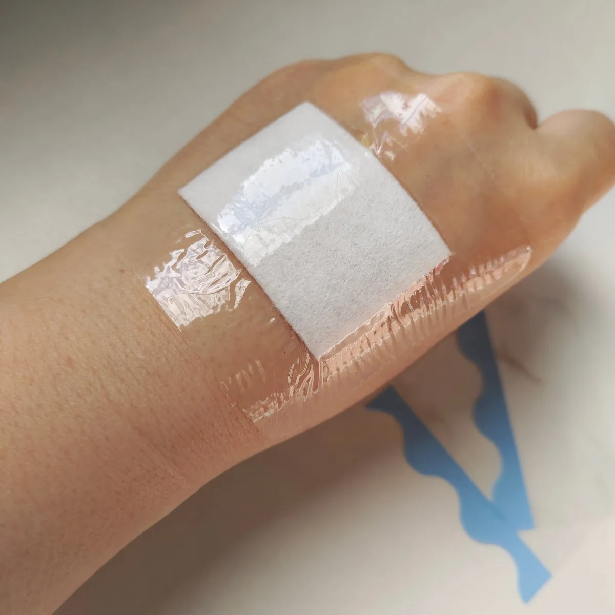 20/50 wasserdichte Pflaster, weiches PU-Material, einfach auszutauschen, unverzichtbares Outdoor-Tape, leichte Haftung, sanft zur Haut – Detail 4