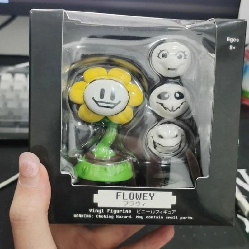 

7.5cm Game Peripheral Action Figures Sunflower PVC Interchangeable Face Model Statue Sunflower Desktop Decoration Birthday Gift
