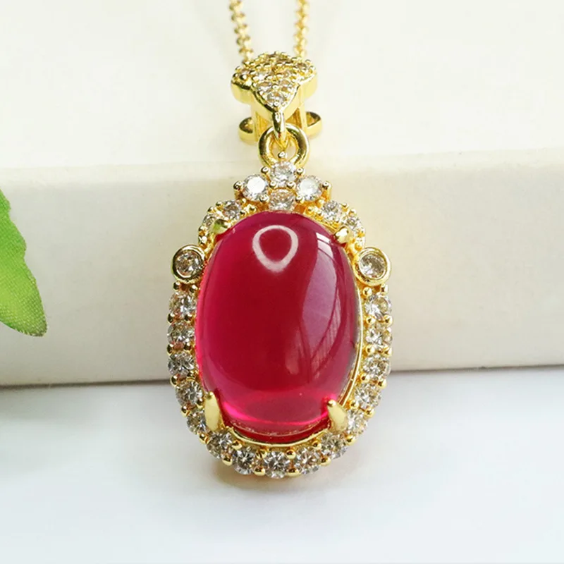 

Red corundum pigeon egg pendant nurture ruby necklace fashion