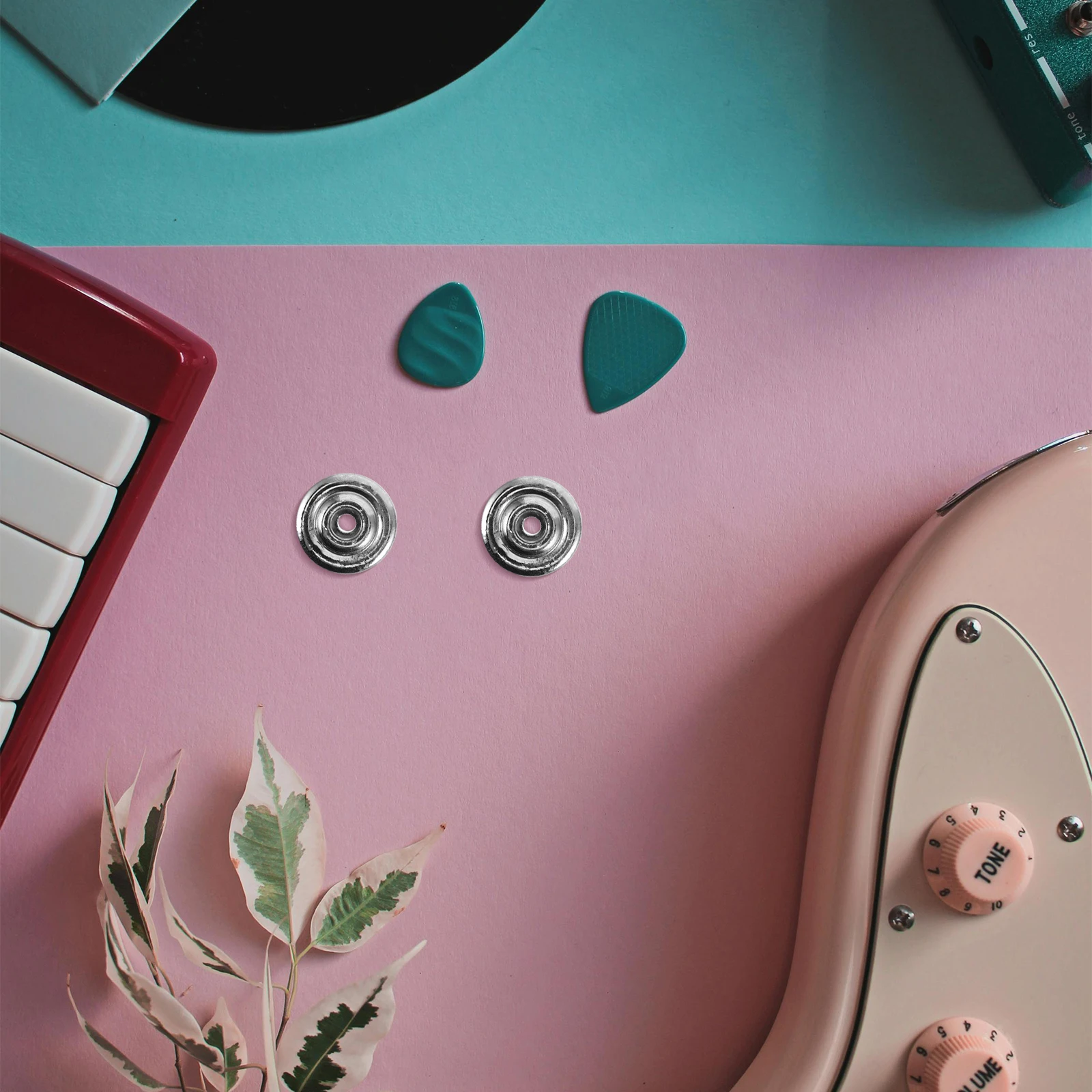 

6Pcs Bass Guitar Hardware String Tree Retainer Metal Construction Easy Installation Tuning Stability Electric Bass Accessories