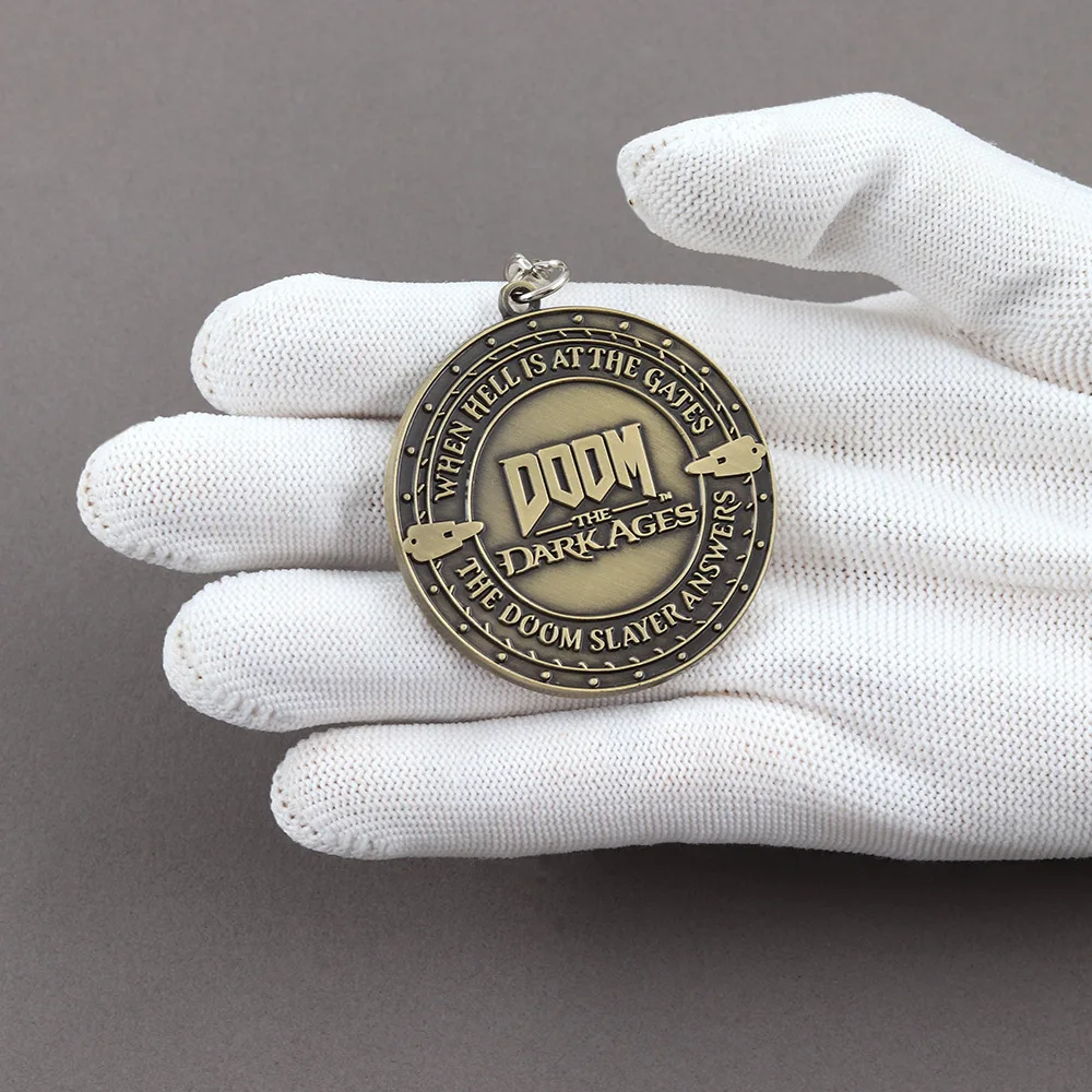 Game DOOM The Dark Ages Round Pendant Key Chain Backpack Car Key Ring Fashion Jewelry Accessories Game Fans Collection Gifts