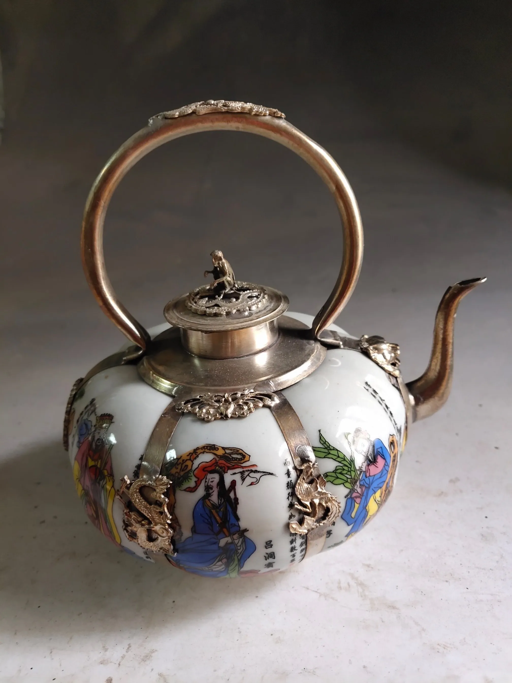 

Home Crafts Pure Copper Silver Plated Wine Pot with Fine Craftsmanship and Exquisite Patterns