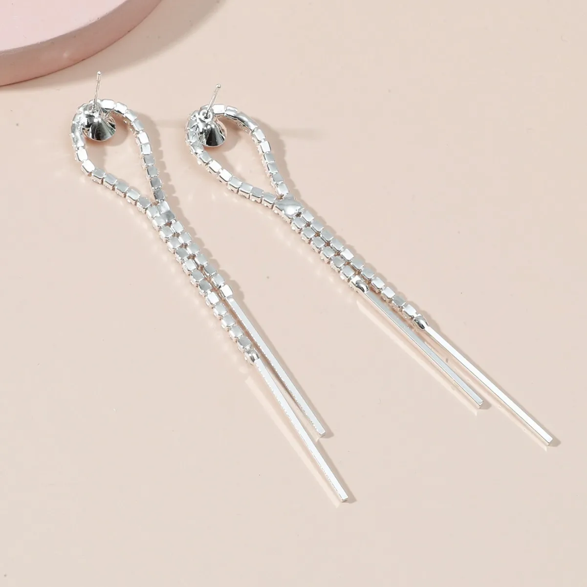 Fashion super flash long water drop-shaped line fringed earrings women, temperament luxury stud earrings