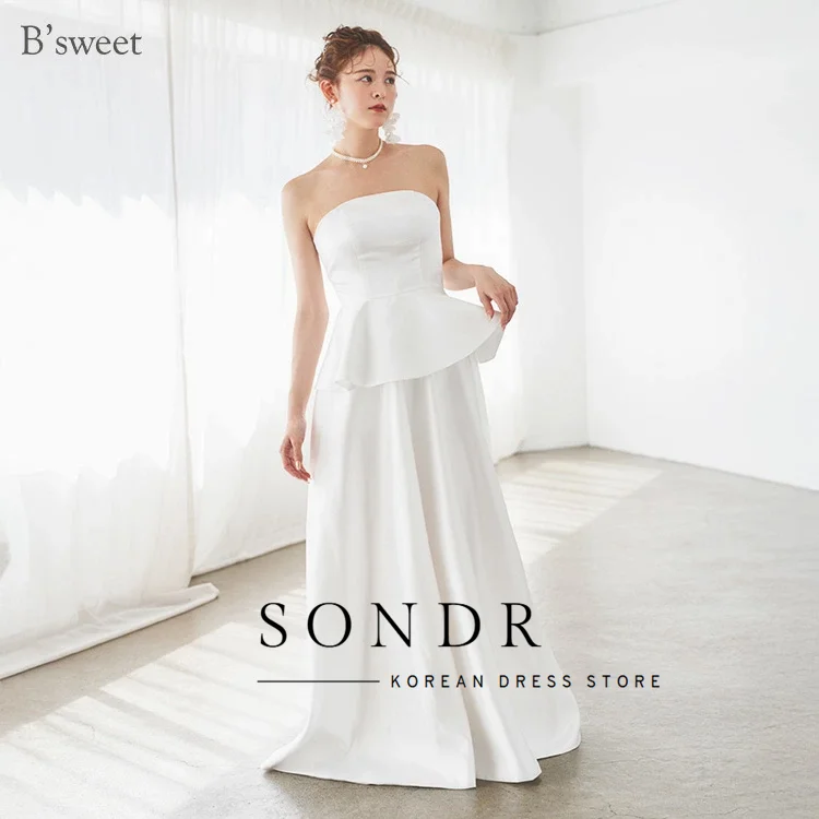 فساتين زفاف كورية بسيطة بدون حمالات من Sondr من الساتان الحريري المتدرج لحفلات الزفاف المسائية مخصصة لالتقاط الصور