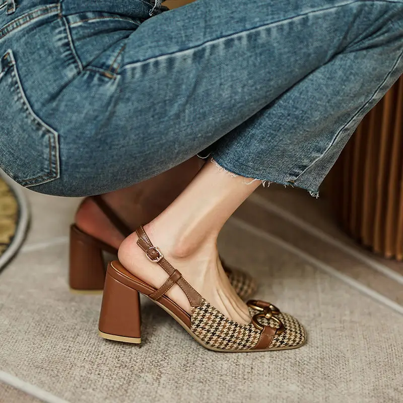 Retro Plaid Sandal Medium Block Heels Chunky Designer Mirror Luxury Sandals Woman Summer Brands Women\'s Shoes Trend 2024 Roman