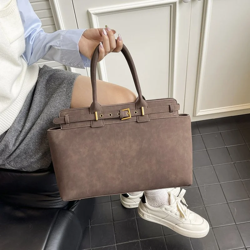 

Ladies Shoulder Bag Made Of Copperhead-Print Leather Boasting Trendy Wales Spacious Soft Daily Refined Look