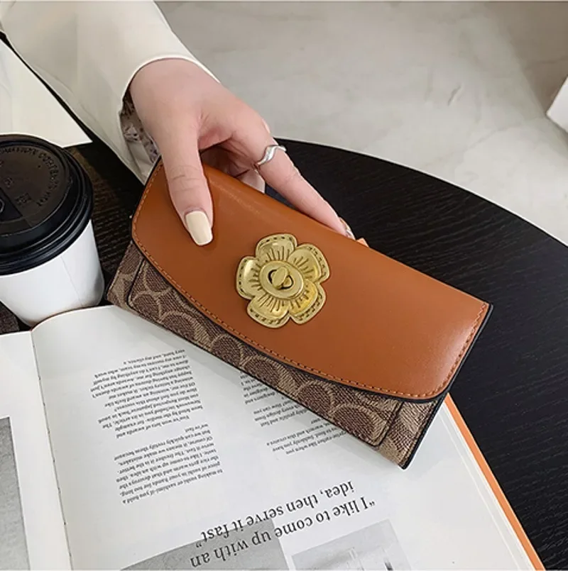 Large Capacity Women\'s Wallets Metal Flower Rivets Long/Short Coin Purse Folding Leather Multi-function Card Bag Handbag 2022