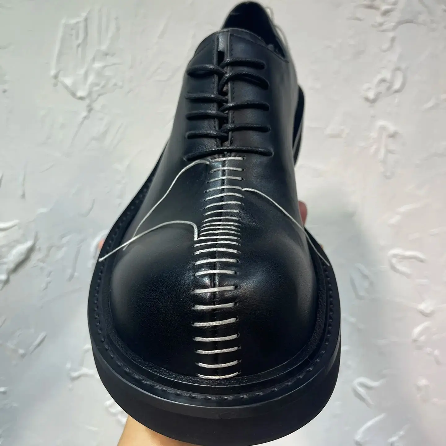 Scarpe derby da uomo con suola spessa per feste da uomo in vera pelle con punta grande personalizzate dal design originale