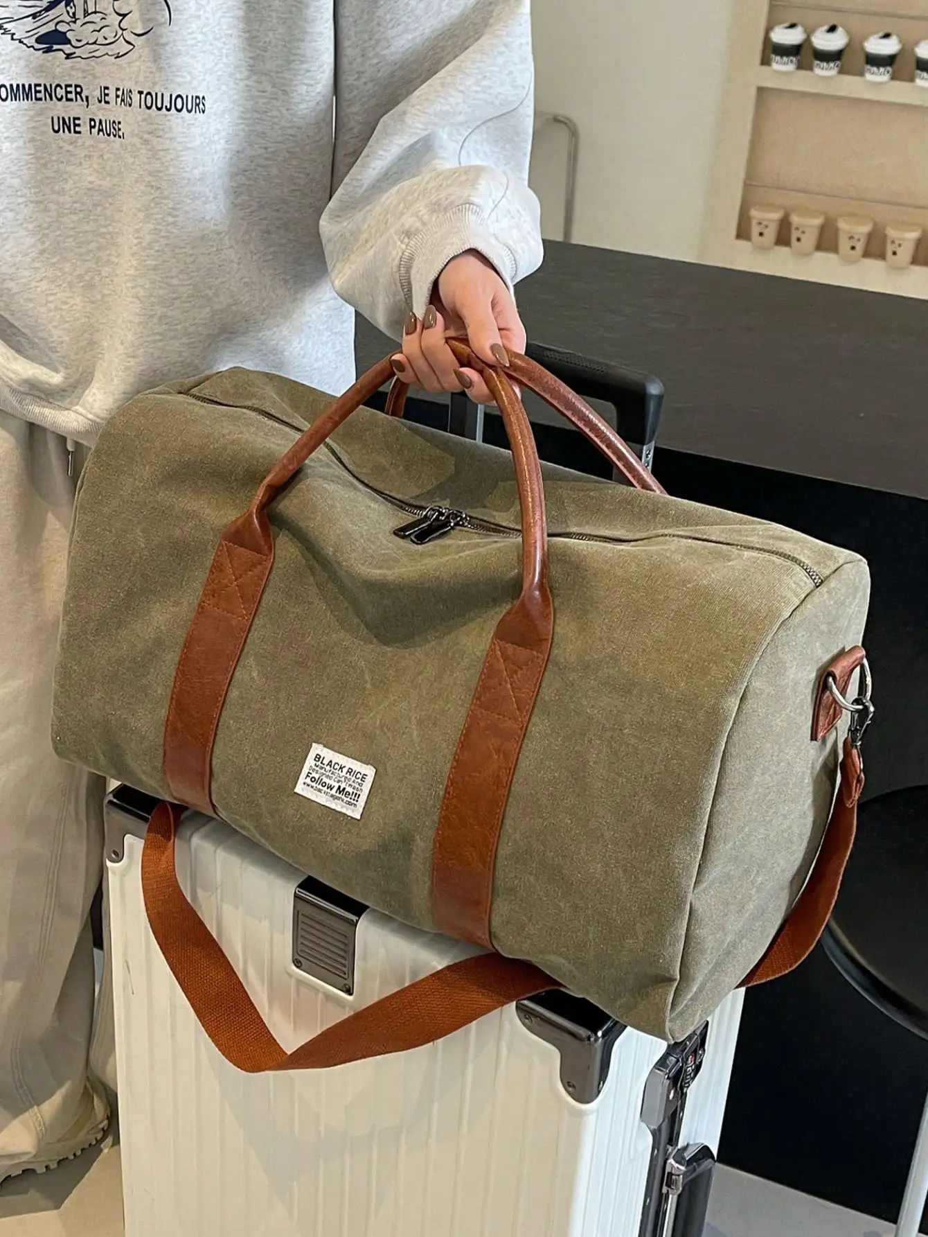 Vintage Style Large Capacity Travel Duffel Bag - Durable Washed Canvas, Suitable For Sports, Fitness And Camping sg2412286519159531