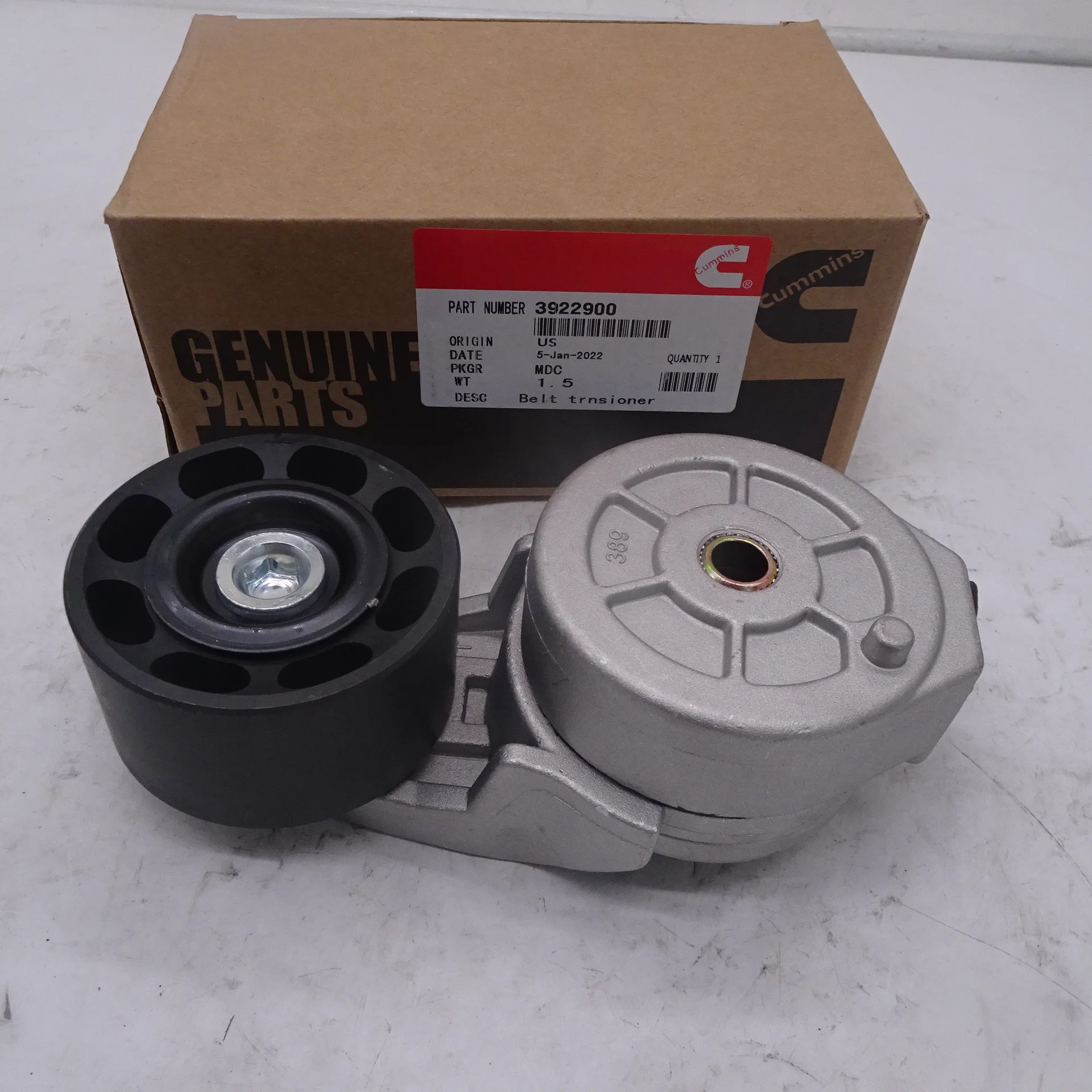 

3922900 Excavator 6C8.3 belt tensioner 3922900