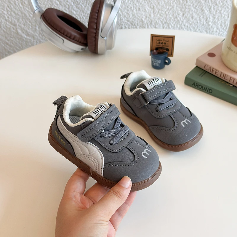 جديد طفل الفتيات الفتيان العصرية Colorblock تصميم وسادة مريحة للأطفال Tretorn أحذية فاخرة للأطفال خفيفة الوزن عارضة الأحذية