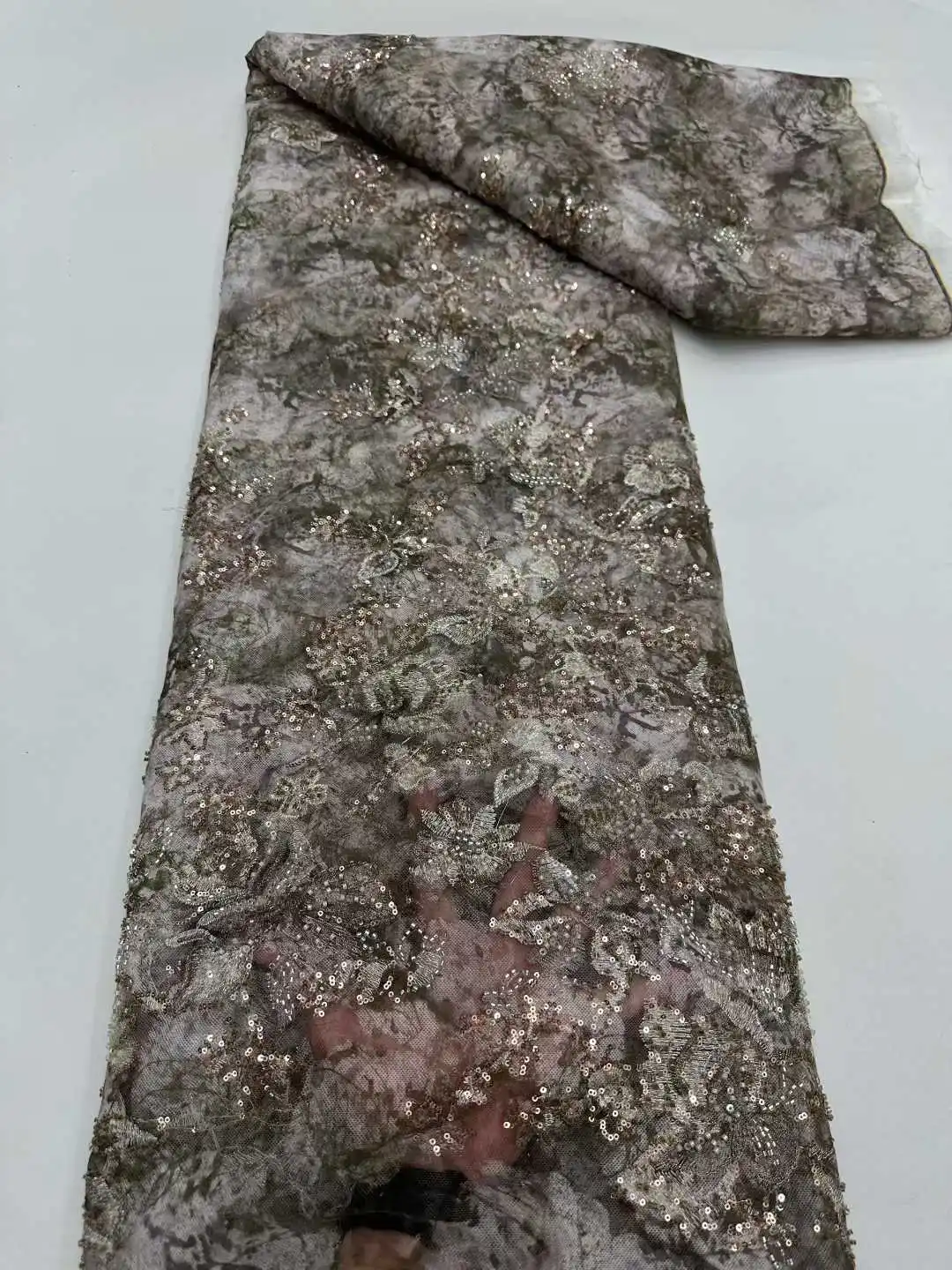 Luxury Luxury African French Tulle Lace Fabric 2026 High Quality Beaded Nigerian Sequins Lace Fabric for Wedding Dress Sewing