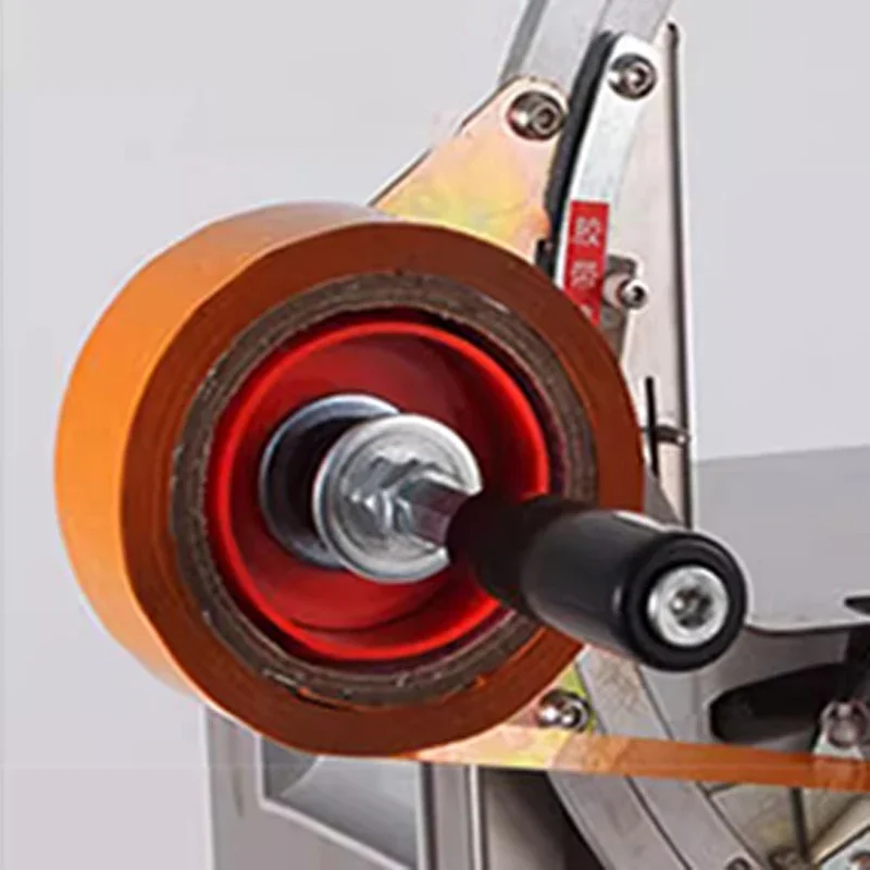 半自動包装機,小さな段ボール箱,テープ包装