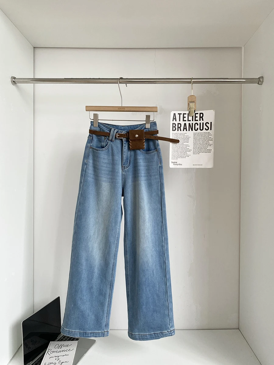 

2025 Autumn Winter High Waist Fleece Lined Chic Simple Women's Jeans Straight Leg Pants Versatile Fashionable Commute Style