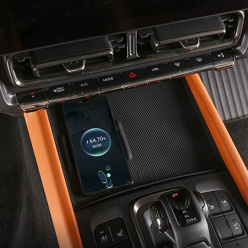 Car Center Console Wireless Charging Silicone Mat Anti‑Slip Shock‑Absorbing Anti‑Dust Cup Holder Pad for 2024 GWM Haval H9 Gen2