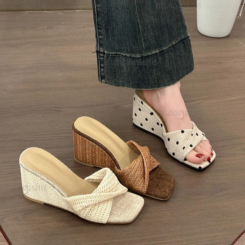 

Женские плетеные шлепанцы с квадратным носком на танкетке для пляжа и вечеринок, модная летняя обувь