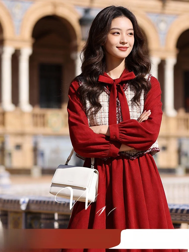

plus Size Women's Fashion Set Autumn Winter round Neck High Waist A-Line Skirt Long Sleeve Velvet Slimming Vest Long Dress