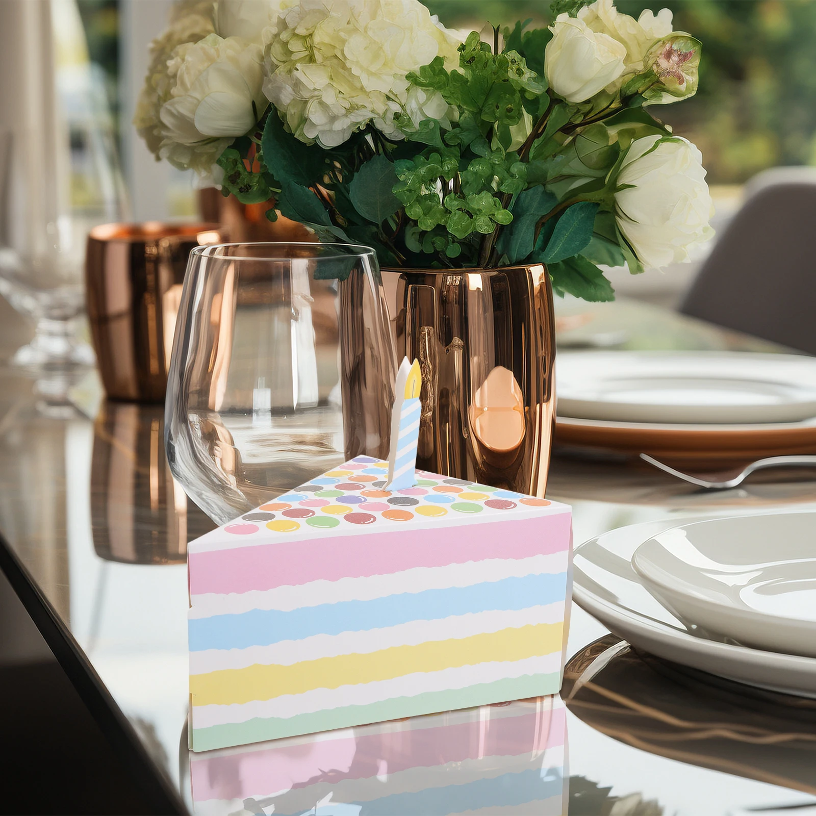 

10pcs Creative Gift Boxes Triangle Cake Shaped Paper Candy Storage Containers Lightweight Party Favor Packaging Box for Wedding