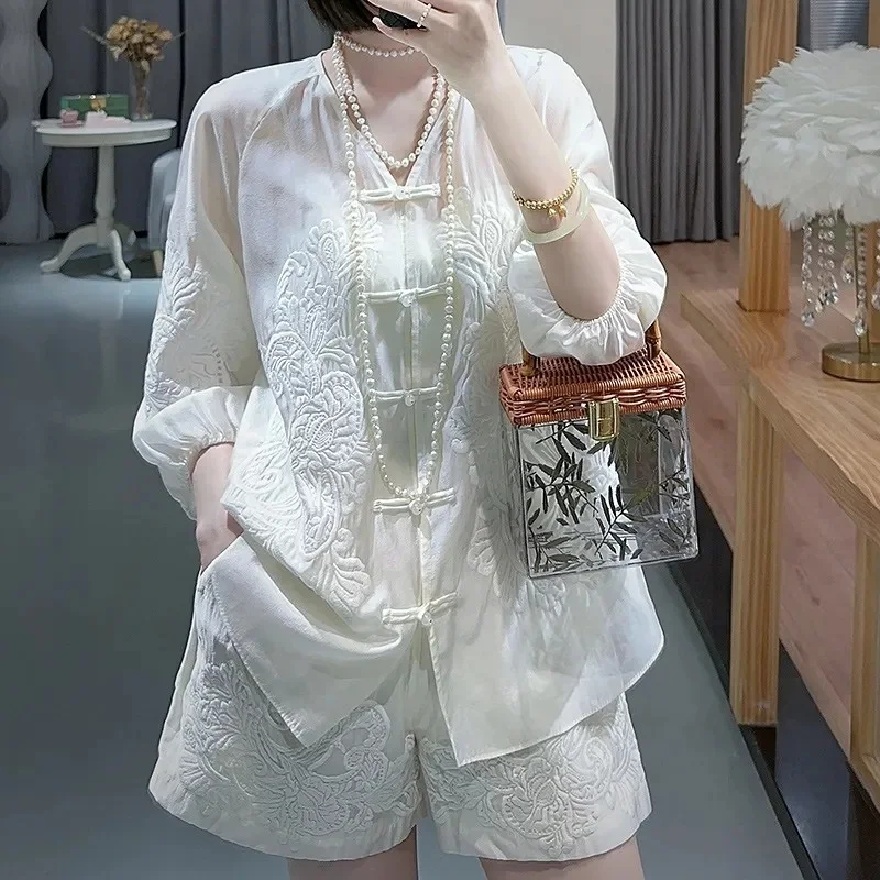 

Корейский женский вышитый свободный костюм-двойка: летний комплект с шортами и V-образным вырезом, весенний однотонный улучшенный топ Ханьфу, 2 предмета