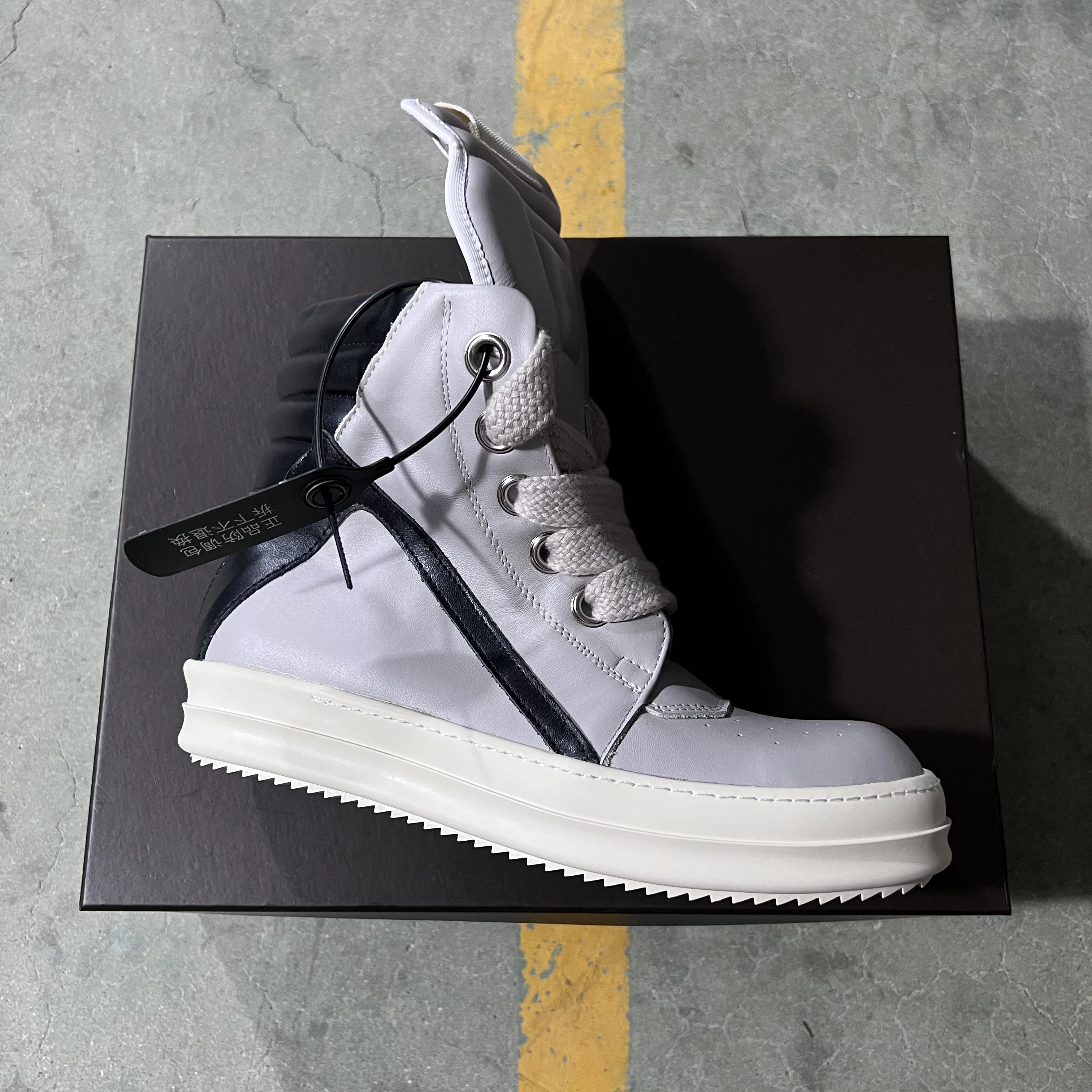 Brand Casual Men Shoe High Top owen Women Sneaker Quality Designer Grey Leather Jumbo Laces Street Flat Thick-sole Ankle Boot