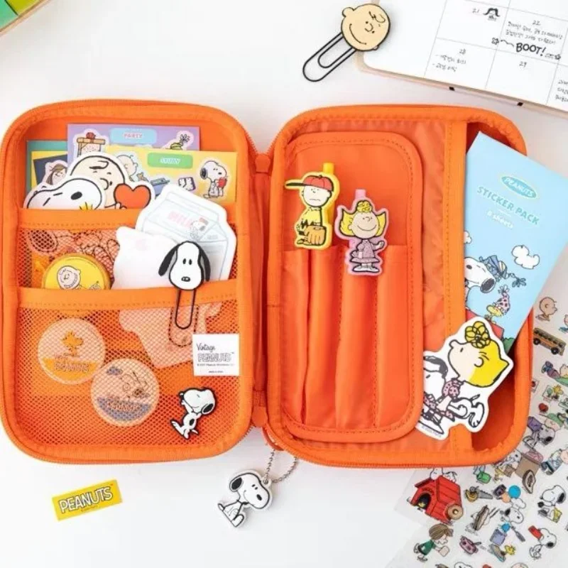 Borse portaoggetti Snoopy Viaggio portatile Scatola per penne multifunzione carina Cartone animato Periodo fisiologico Tampon Organizer Borsa Mini