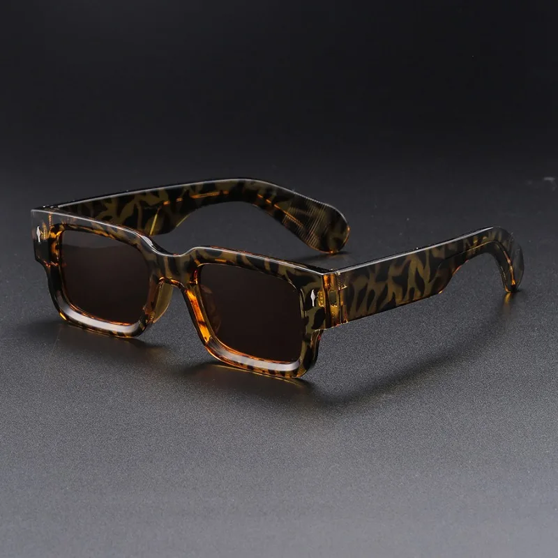 

Vintage Square Sunglasses Fashion Woman Rivet Glasses Men Brand Designer Shades Mirror Outdoor Anti Glare Goggles UV400 Oculos